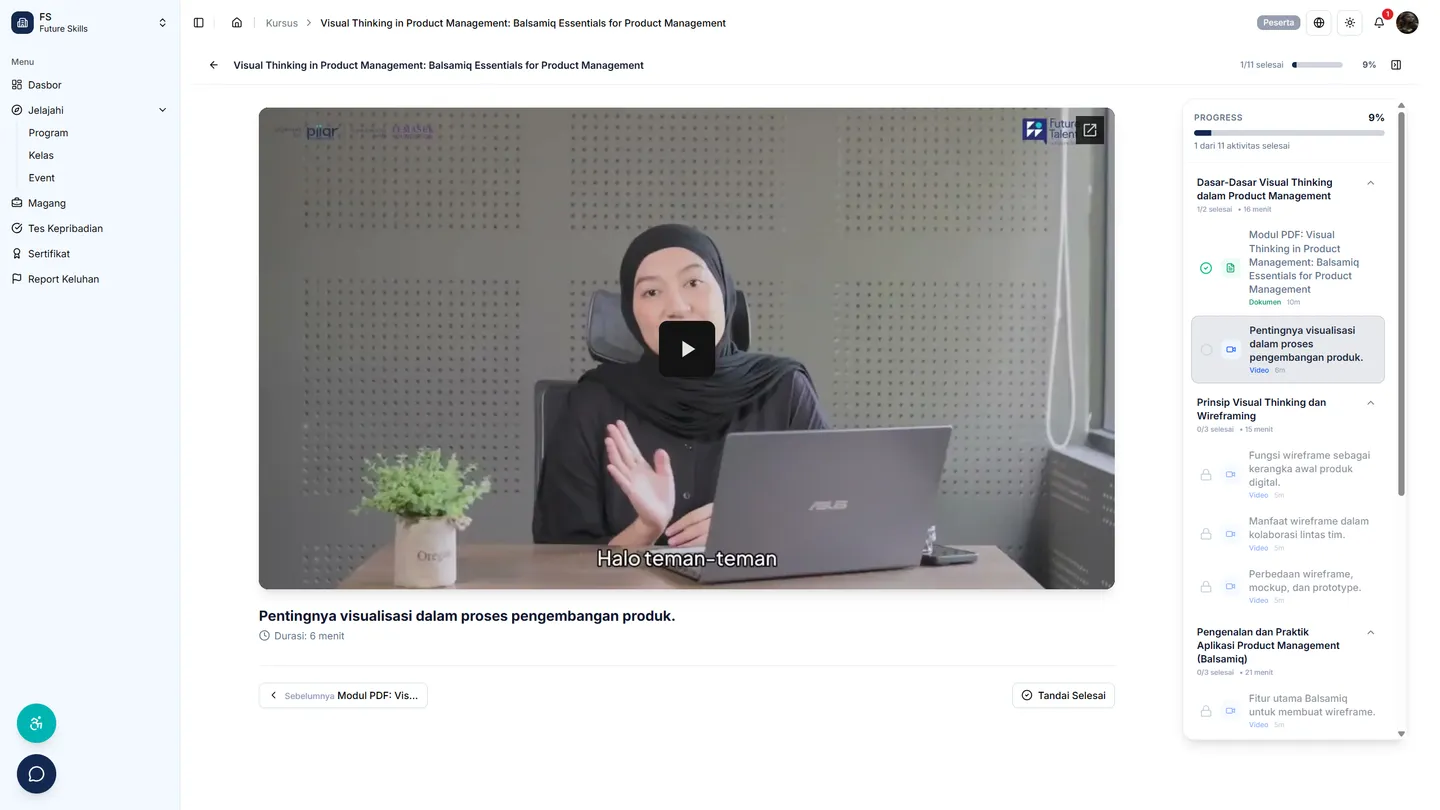 Aktivitas video sedang diputar di halaman belajar, dengan daftar modul di sisi kiri